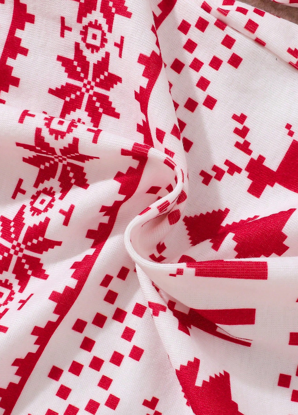 Комбинированная зимняя пижама (лонгслив, брюки) SHEIN