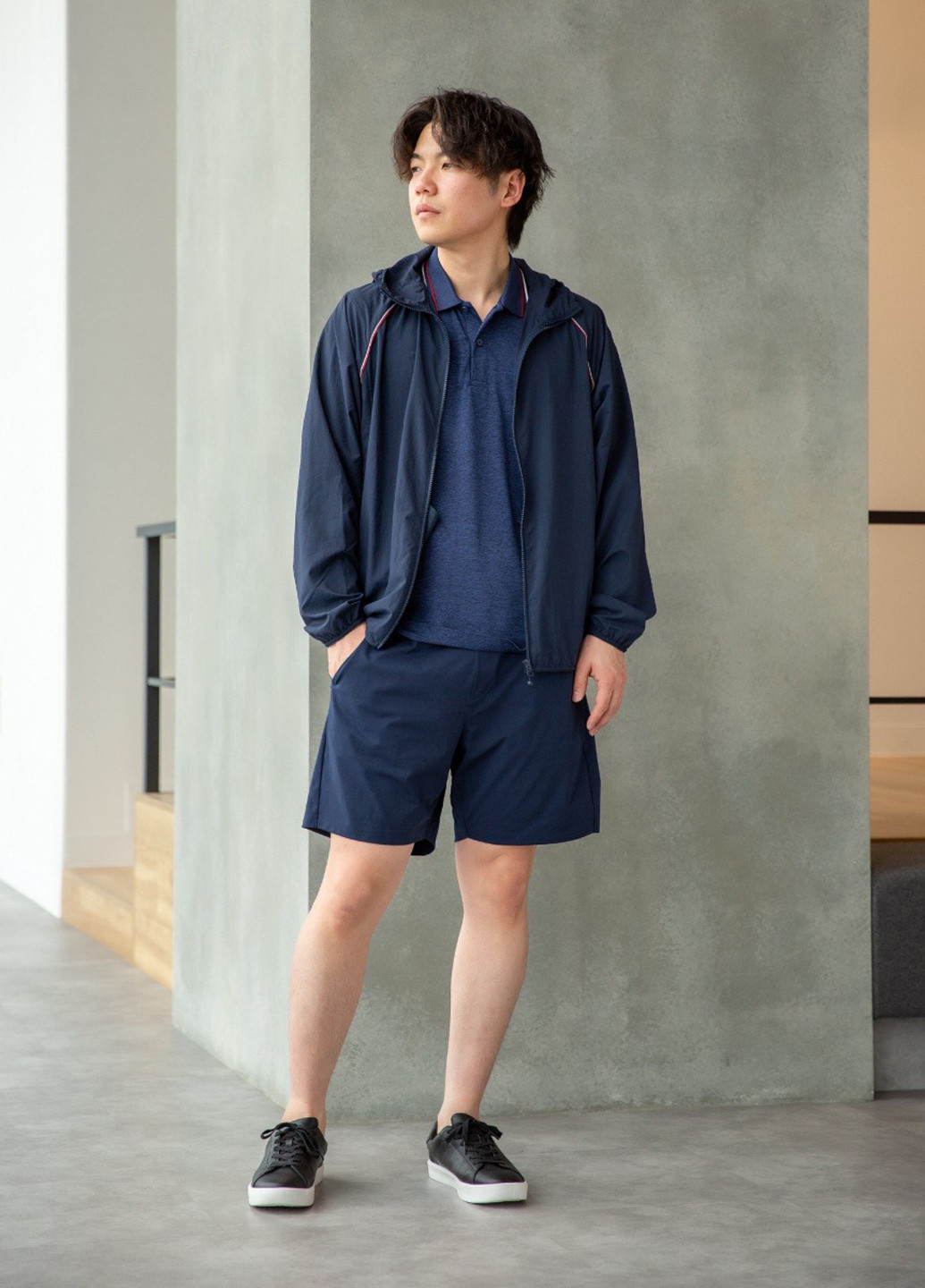 Синя демісезонна куртка Uniqlo