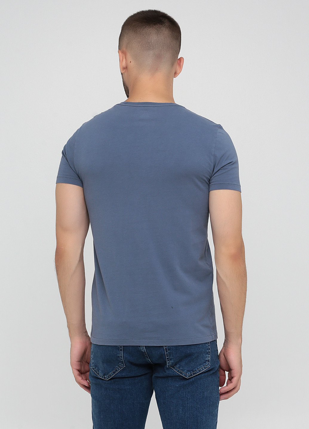 Светло-синяя футболка Club Monaco