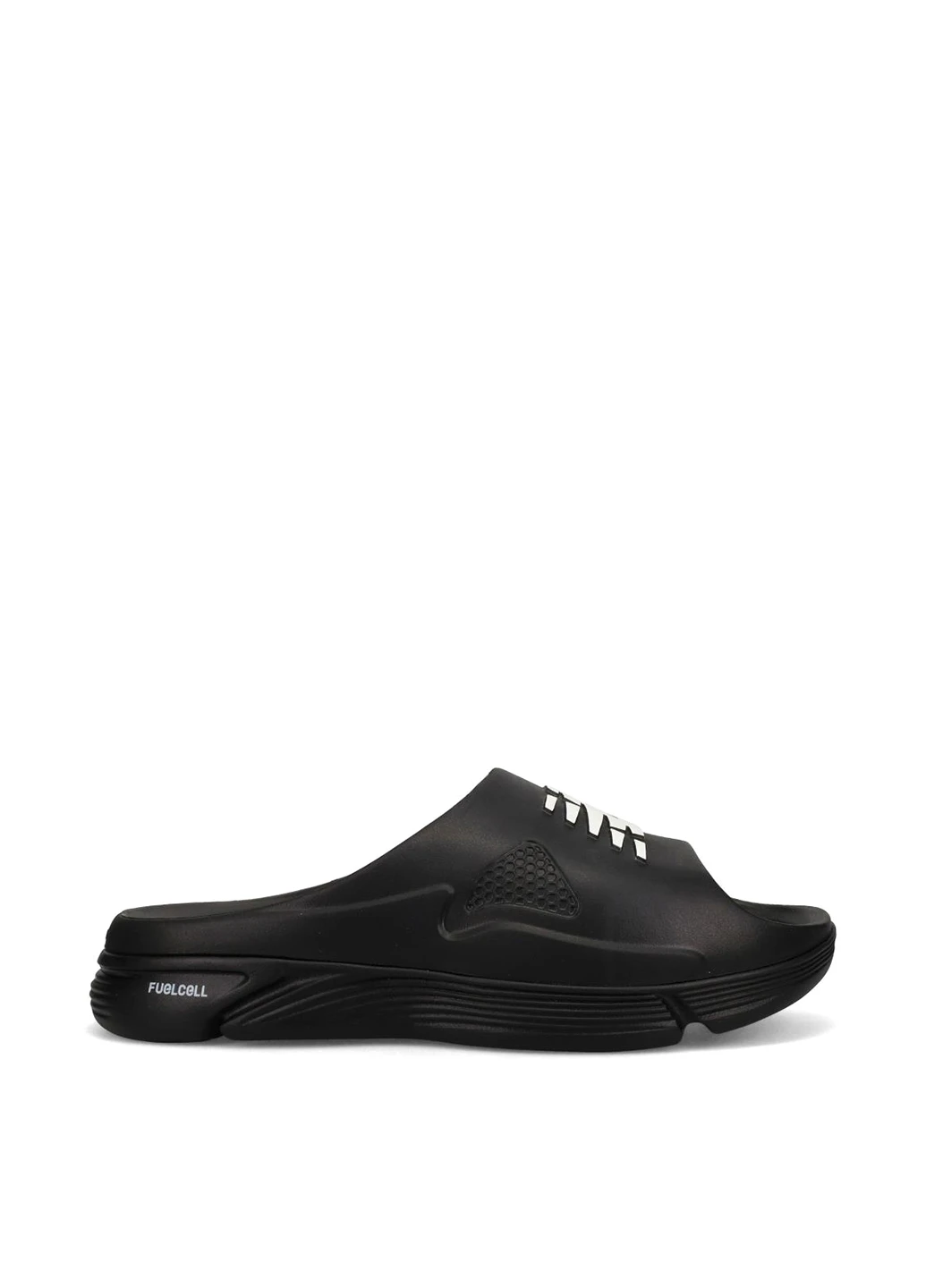 Шльопанці SMFFCB1 New Balance Fuel Cell SL (342323457)