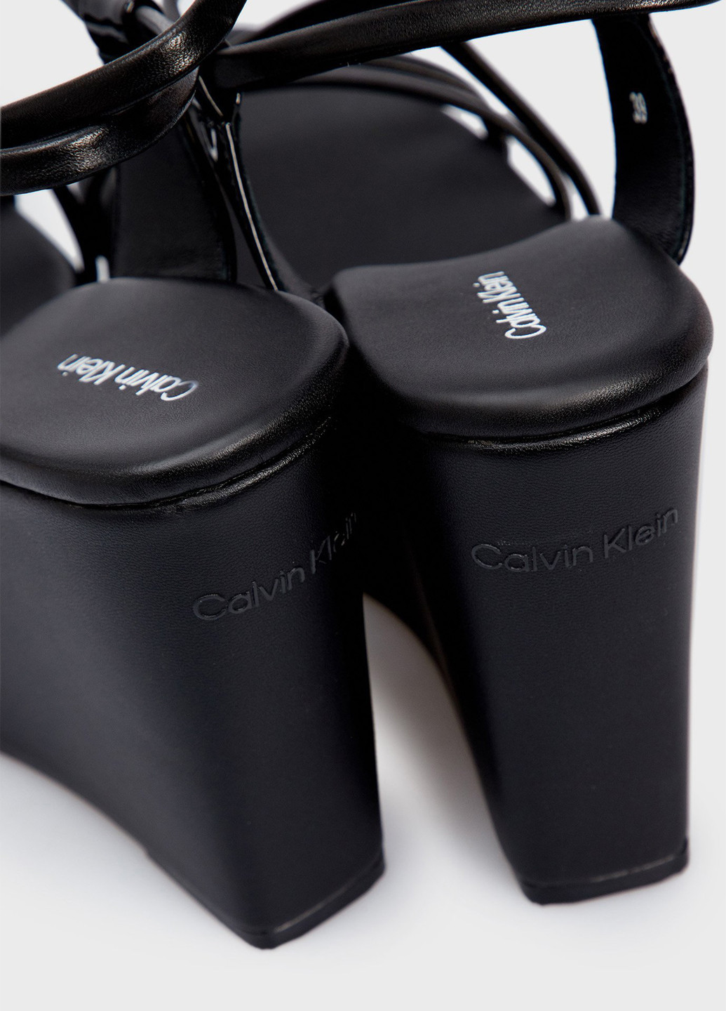 Босоніжки Calvin Klein (327836011)