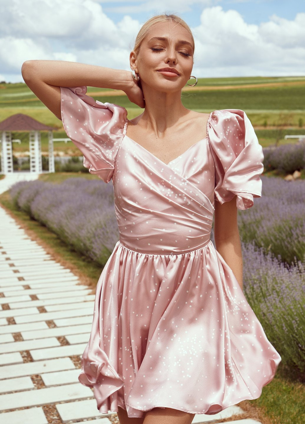 Розовое повседневный платье из сатина с драпировкой Gepur в горошек