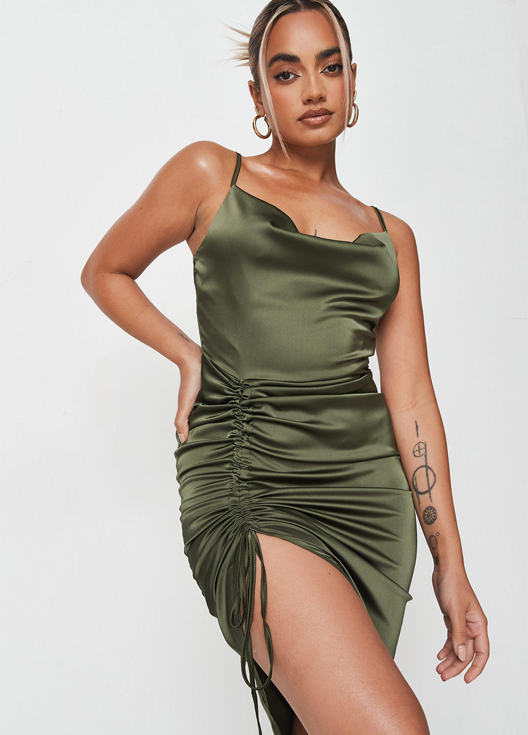 Оливкова кежуал сукня сукня-комбінація Missguided однотонна