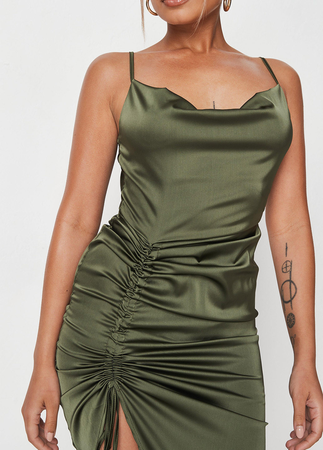 Оливкова кежуал сукня сукня-комбінація Missguided однотонна