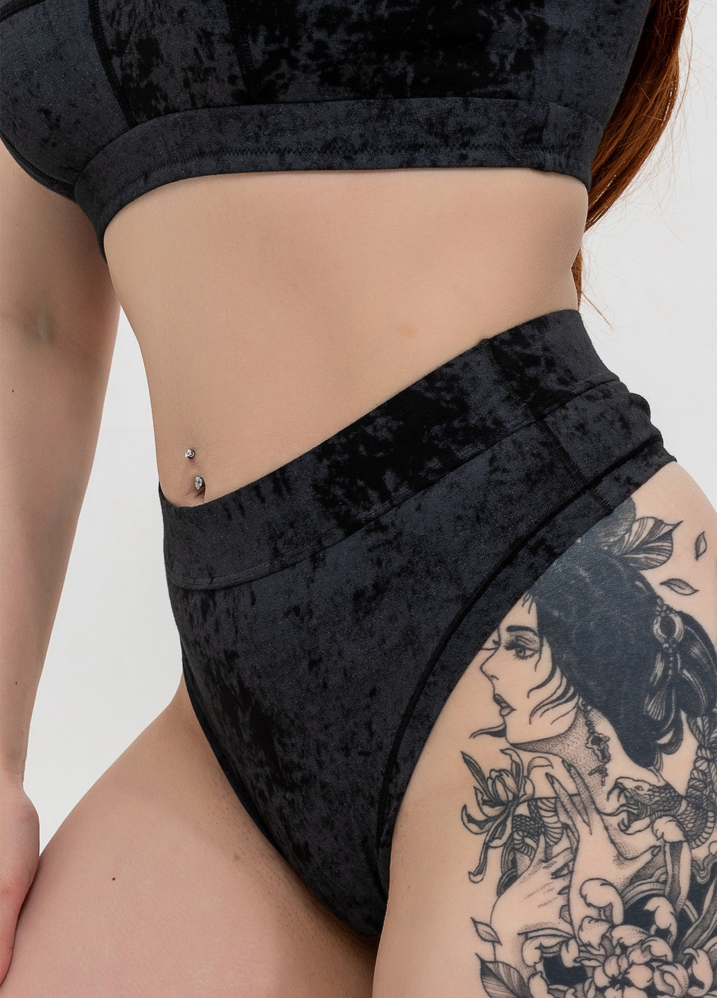 Серый демисезонный хлопковый комплект белья бралет и стринги TOTALFIT