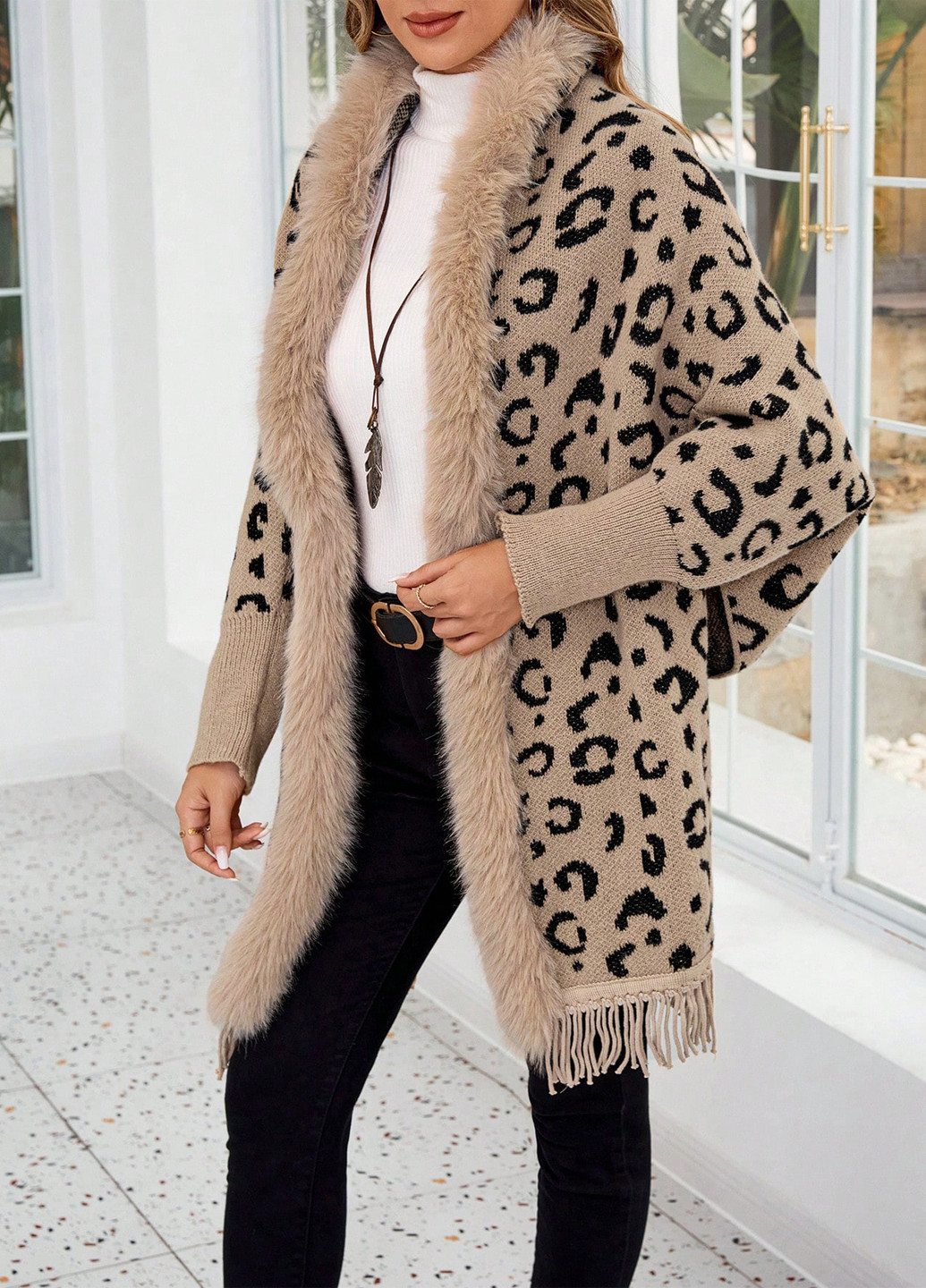 Бежевый демисезонный кардиган SHEIN