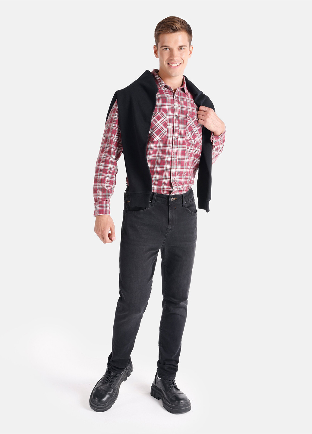 Графитовые демисезонные прямые джинсы Colin's