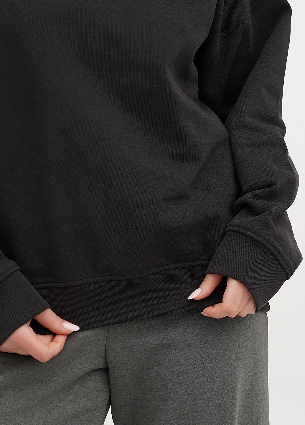 Темно-серый свитшот H&M однотонный без декора (366095943)