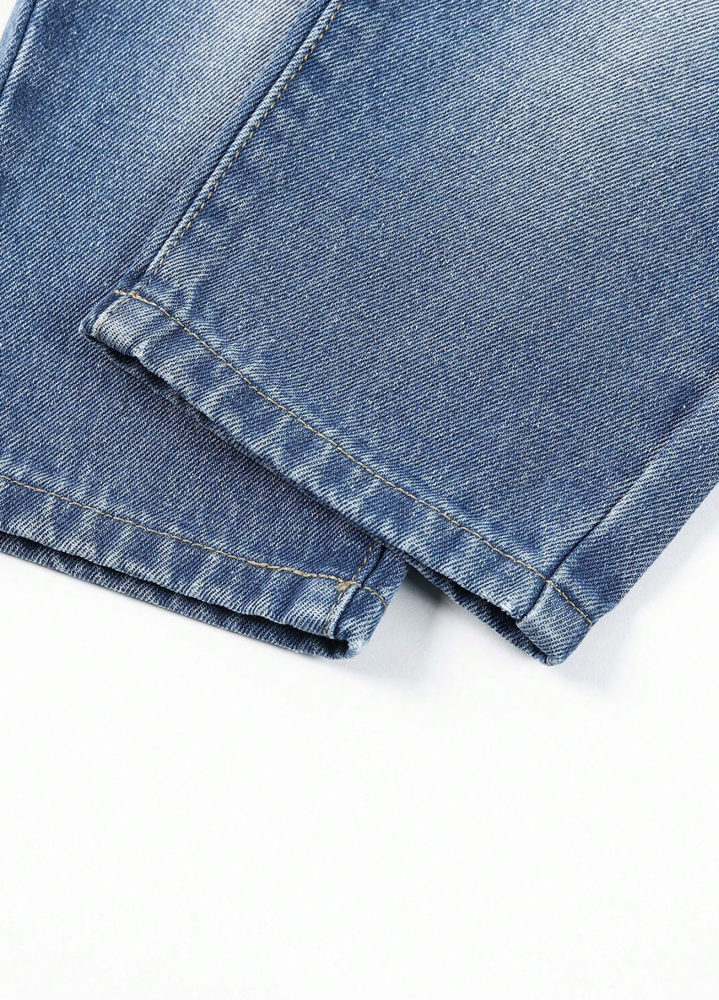 Синие демисезонные регюлар фит джинсы SHEIN