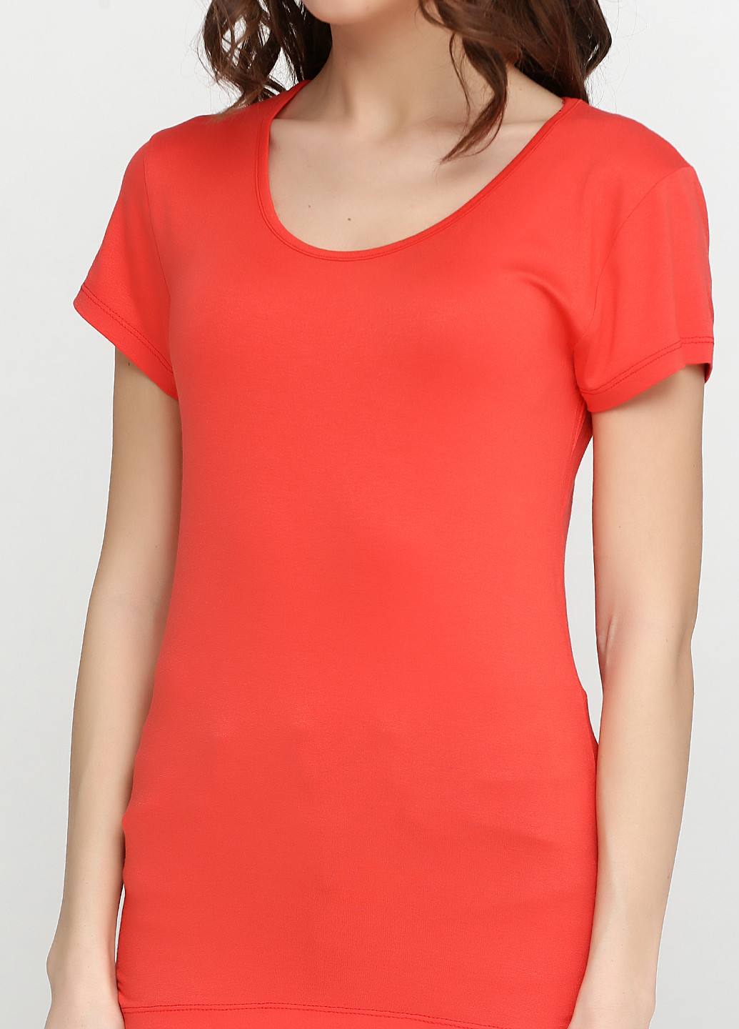 Оранжевая летняя футболка Buse