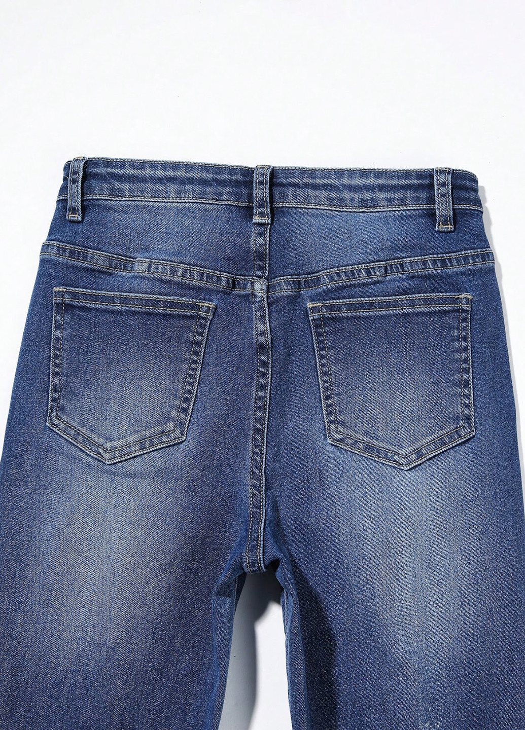 Синие демисезонные джинсы SHEIN