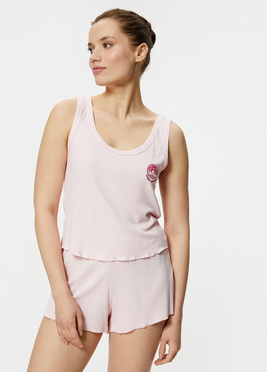 Светло-розовая всесезон пижама (майка, шорты) майка + шорты KOTON