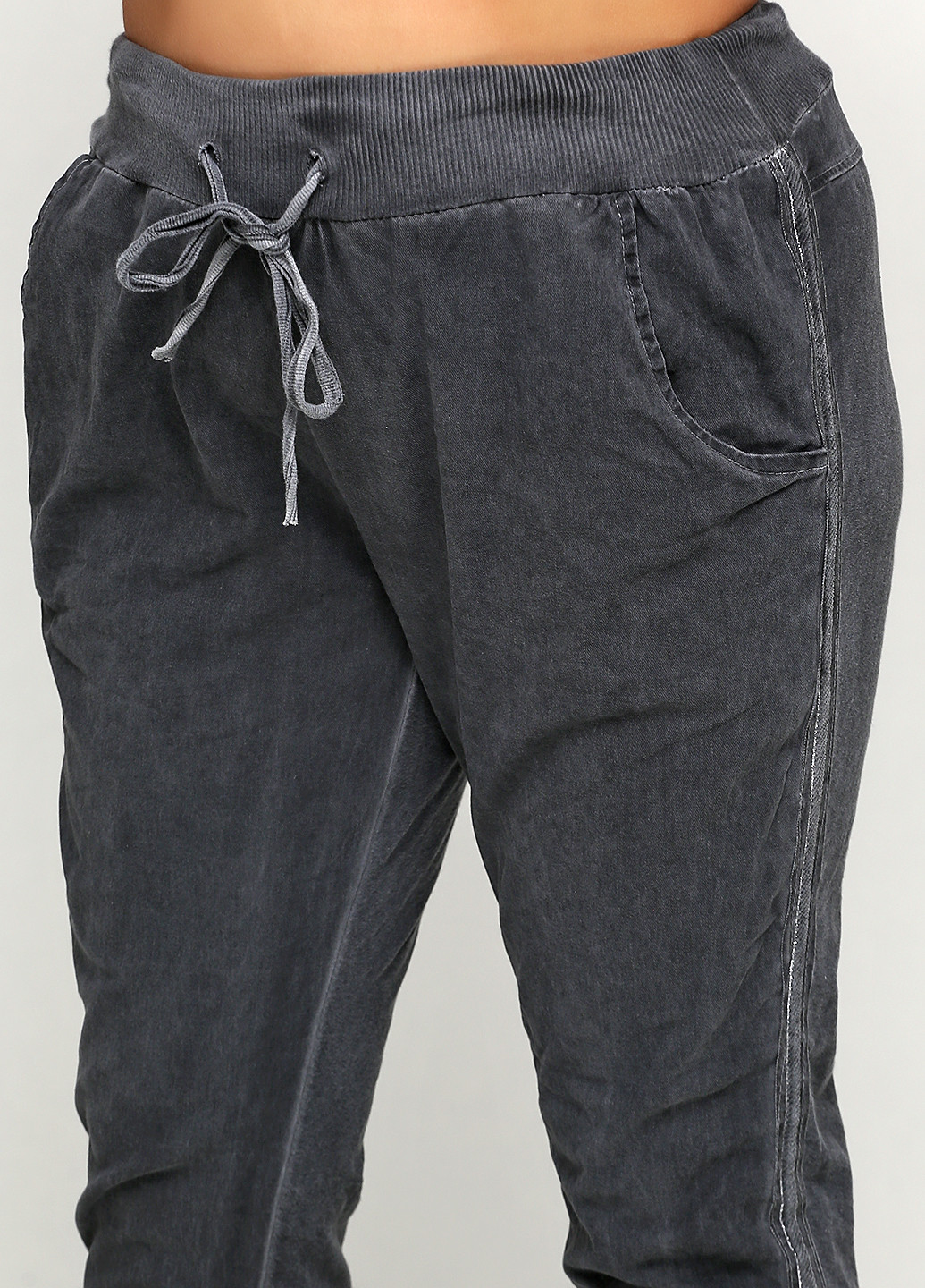 Серые кэжуал летние зауженные брюки Moda Italia