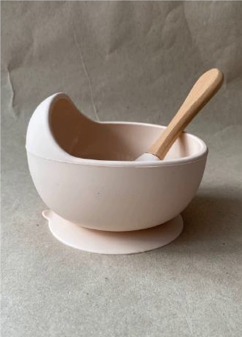 Детская силиконовая миска тарелка посуда для детей на присоске с ложкой (54521358-Т) Нежно-розовая Francesco Marconi (251281676)