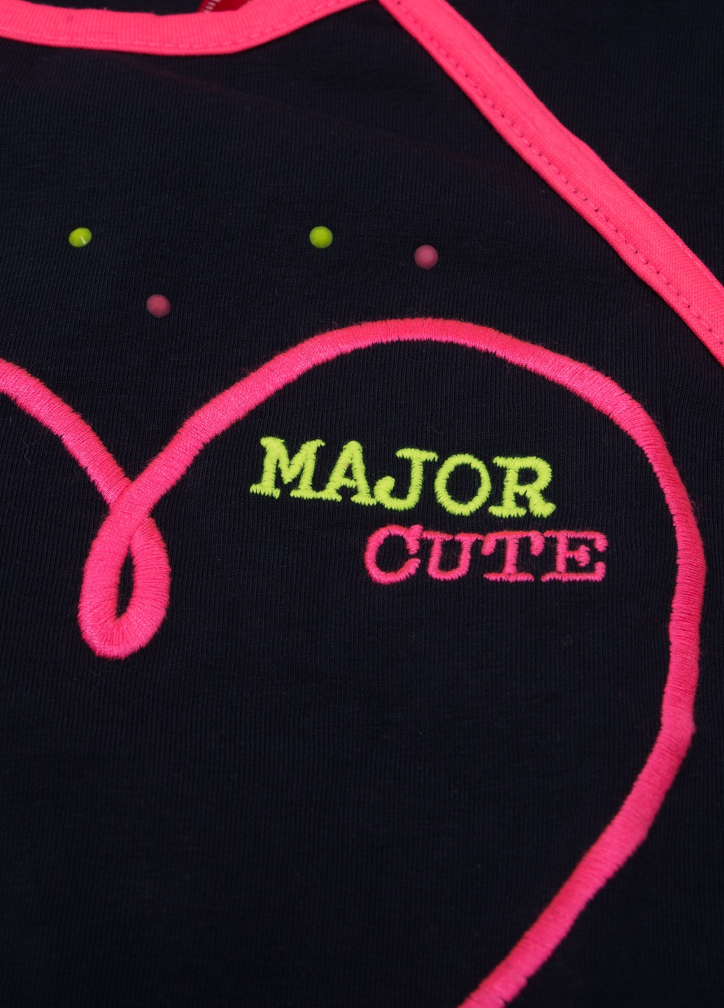 Черная летняя футболка TOM DU