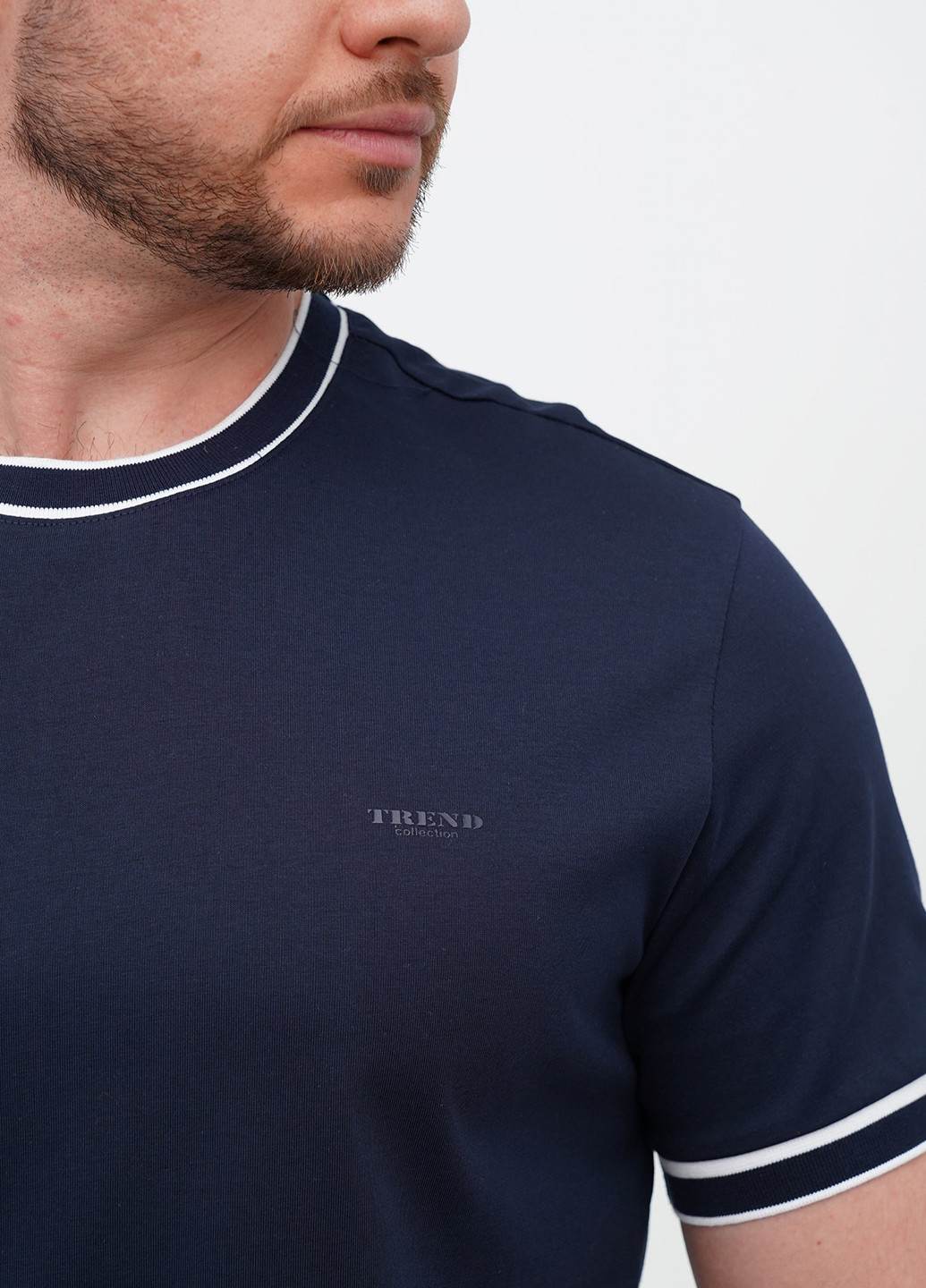 Темно-синяя футболка однотонная Trend Collection