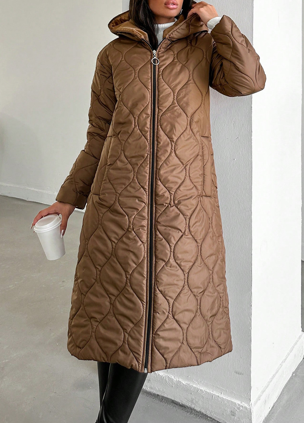 Світло-коричнева зимня куртка SHEIN