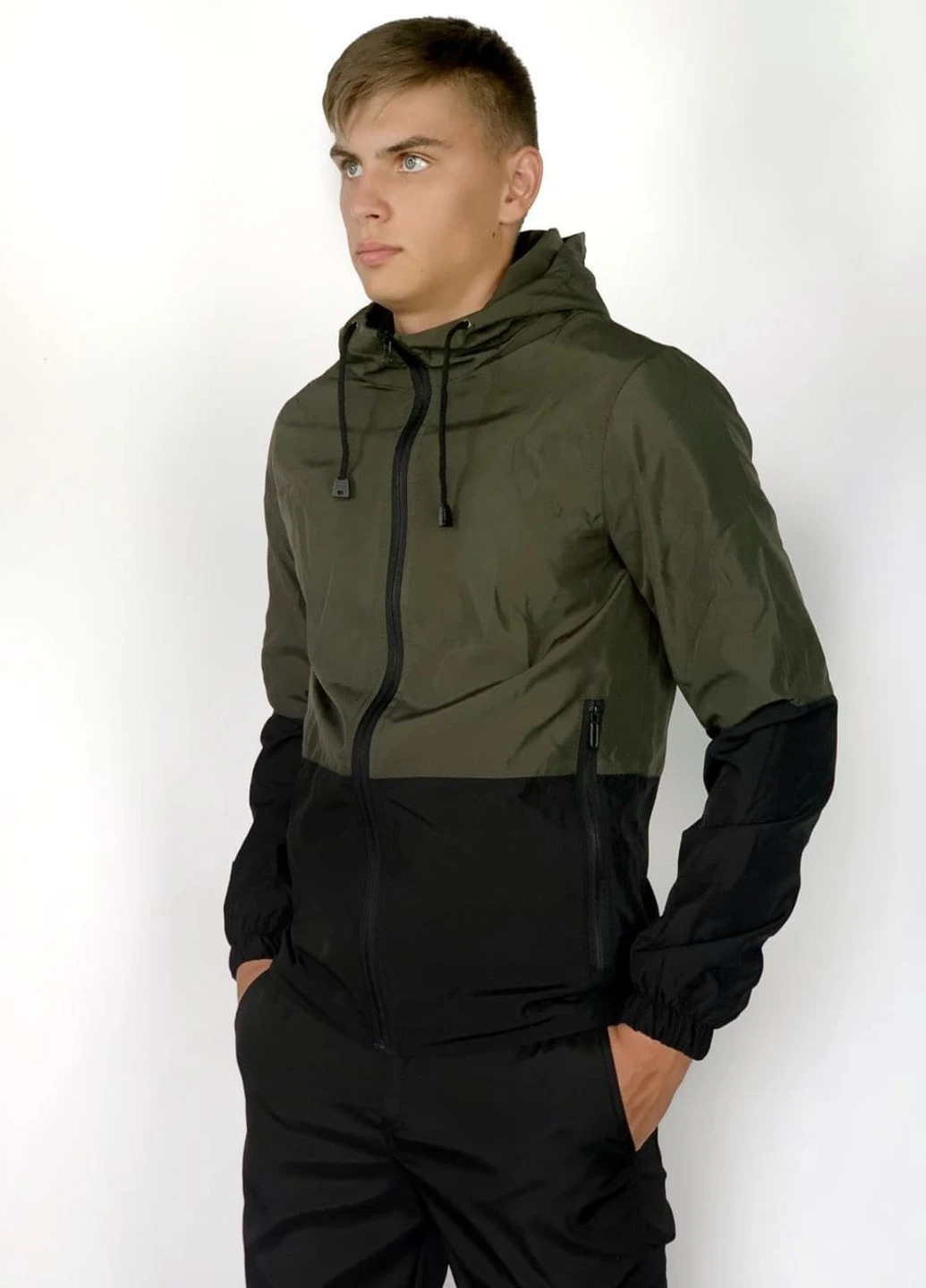 Оливковий (хакі) демісезонний костюм softshell light хакі-чорний Intruder