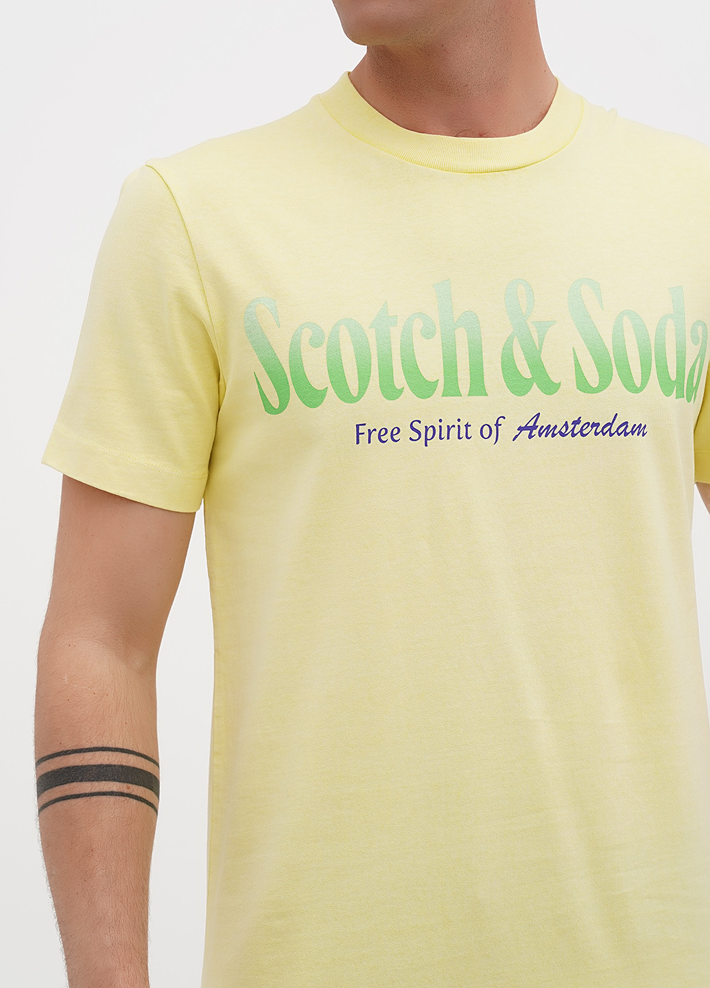 Желтая футболка Scotch&Soda
