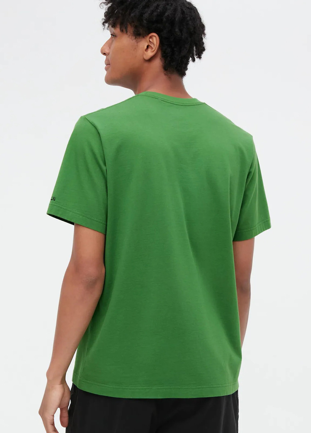 Зелена футболка Uniqlo