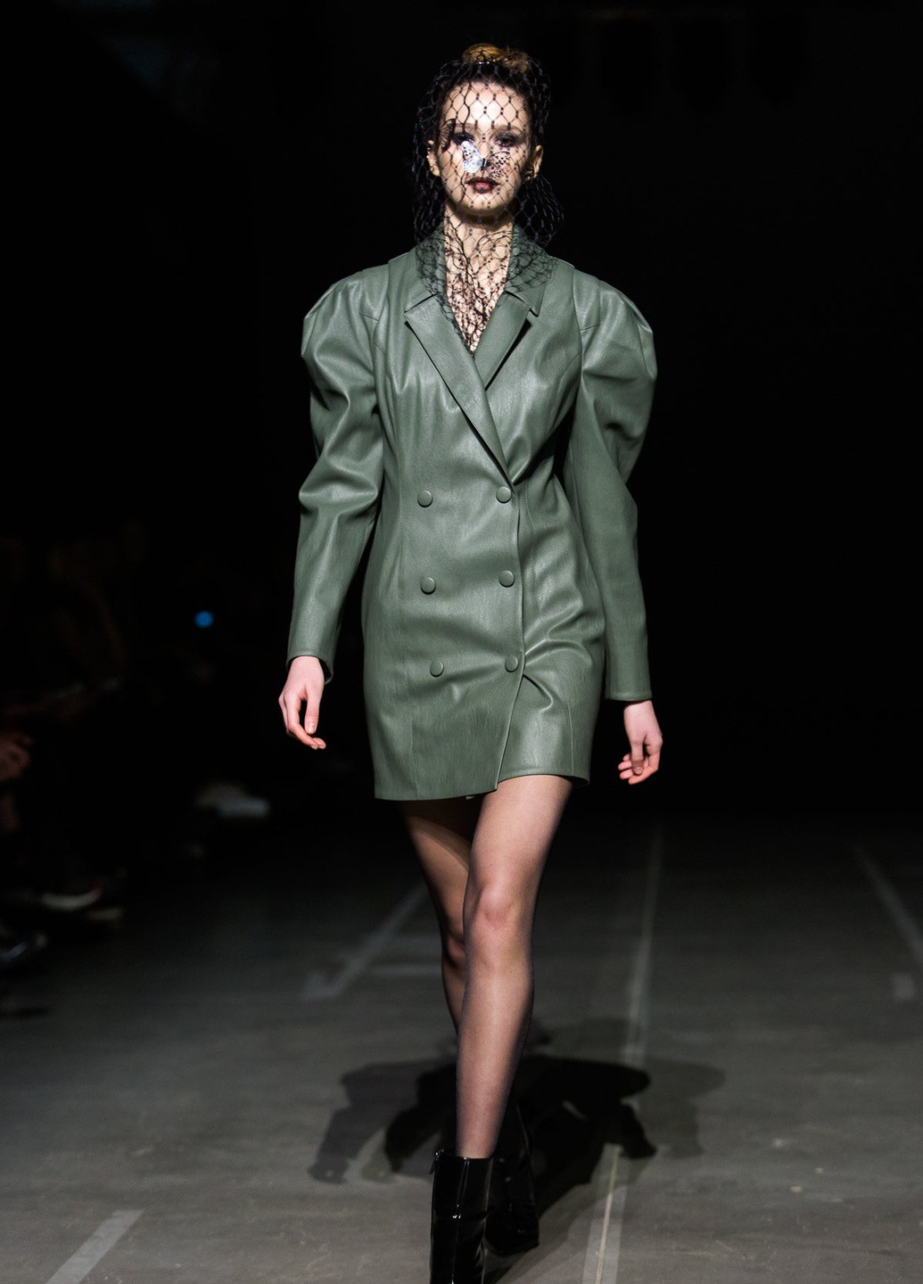 Темно-зелена кежуал плаття Dafna May однотонна