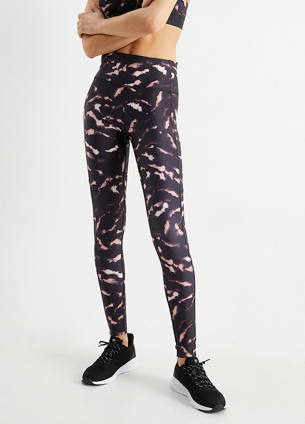 Черные демисезонные леггинсы C&A