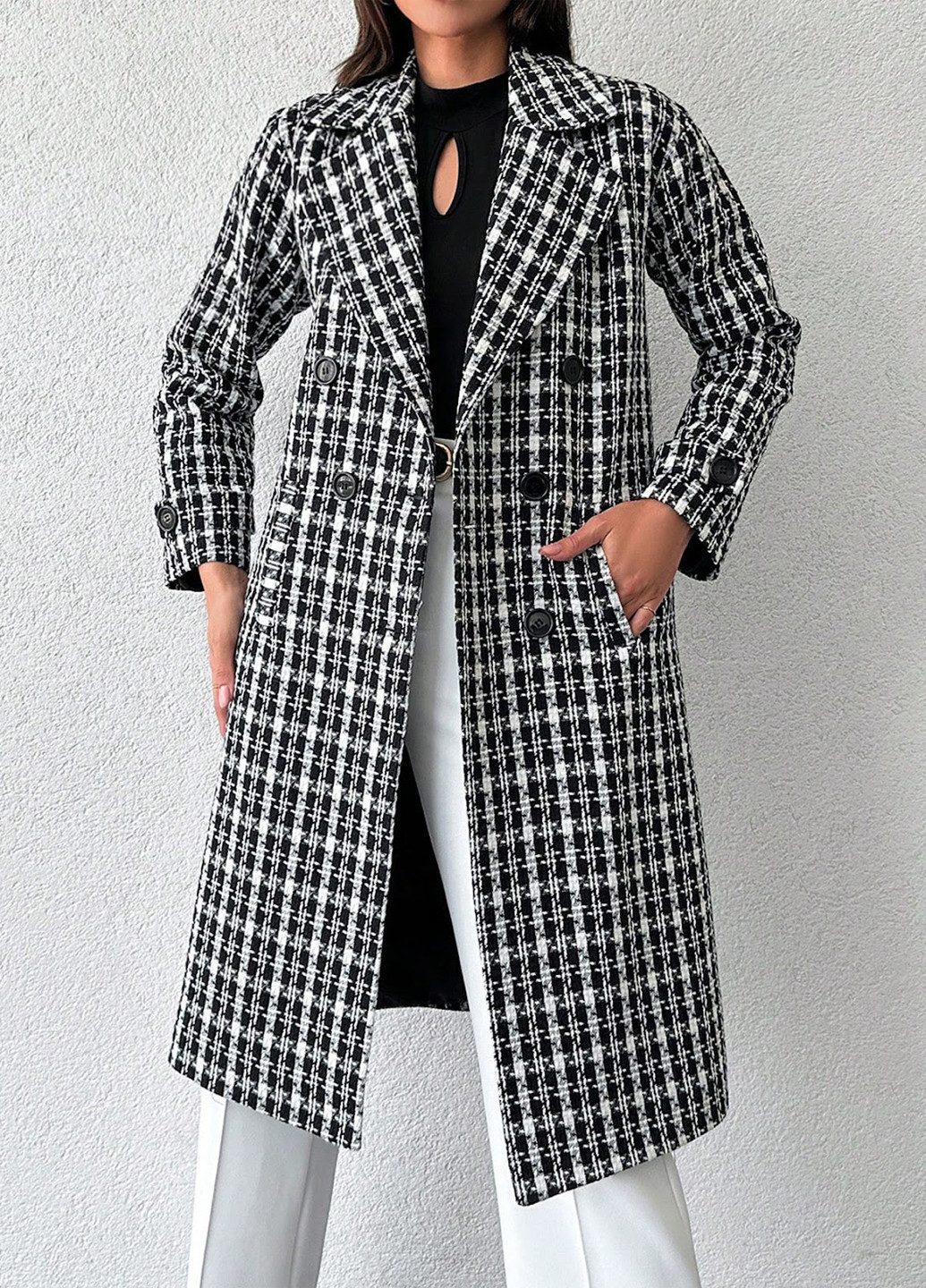 Черно-белое демисезонное Пальто двубортное SHEIN
