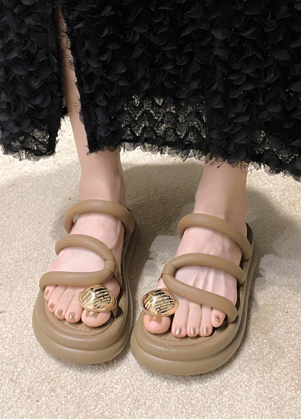 Шльопанці Vi (329849747)