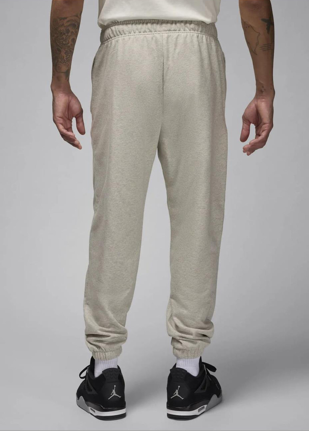 Бежевые спортивные демисезонные джоггеры брюки Nike