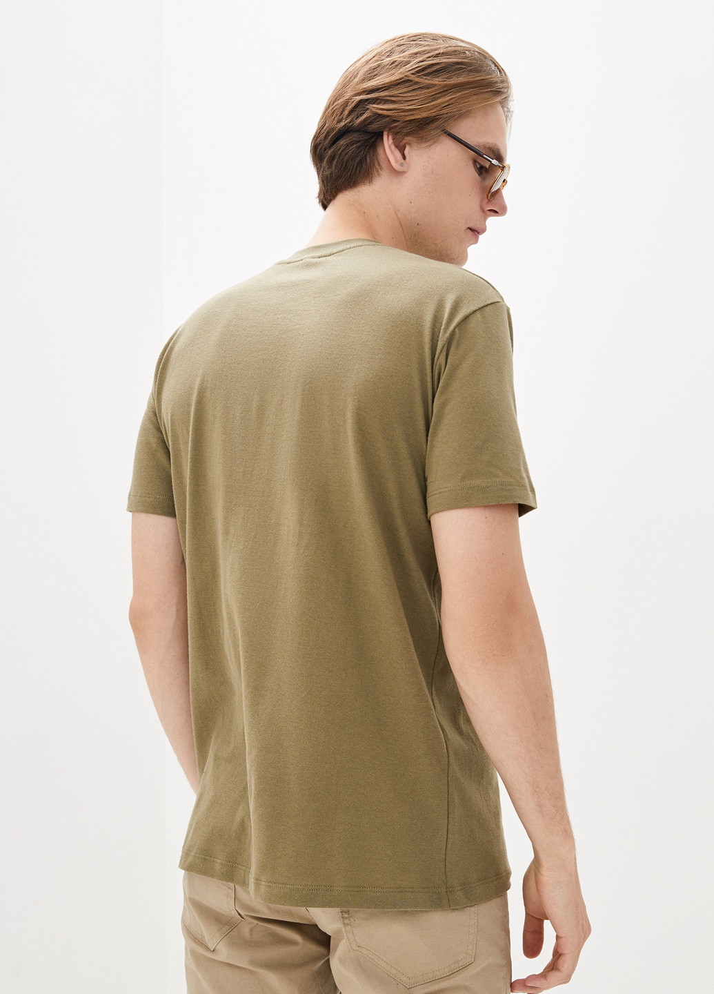 Хаки (оливковая) футболка мужская базовая с коротким рукавом Роза