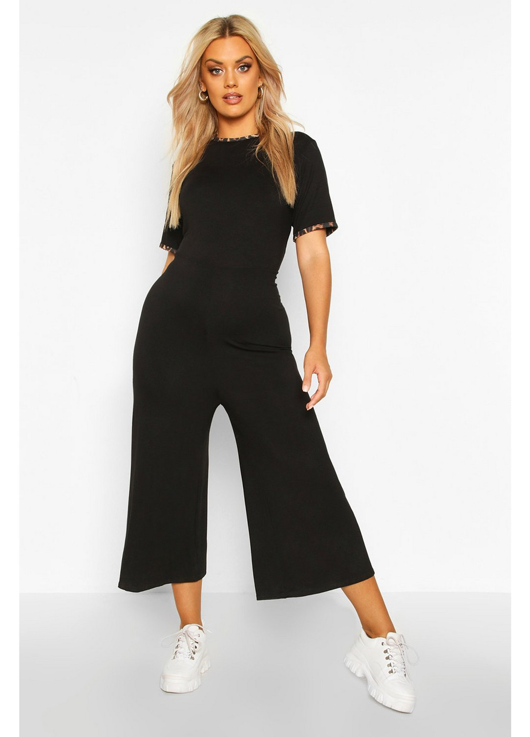 Комбинезон Boohoo комбинезон-брюки однотонный чёрный кэжуал вискоза