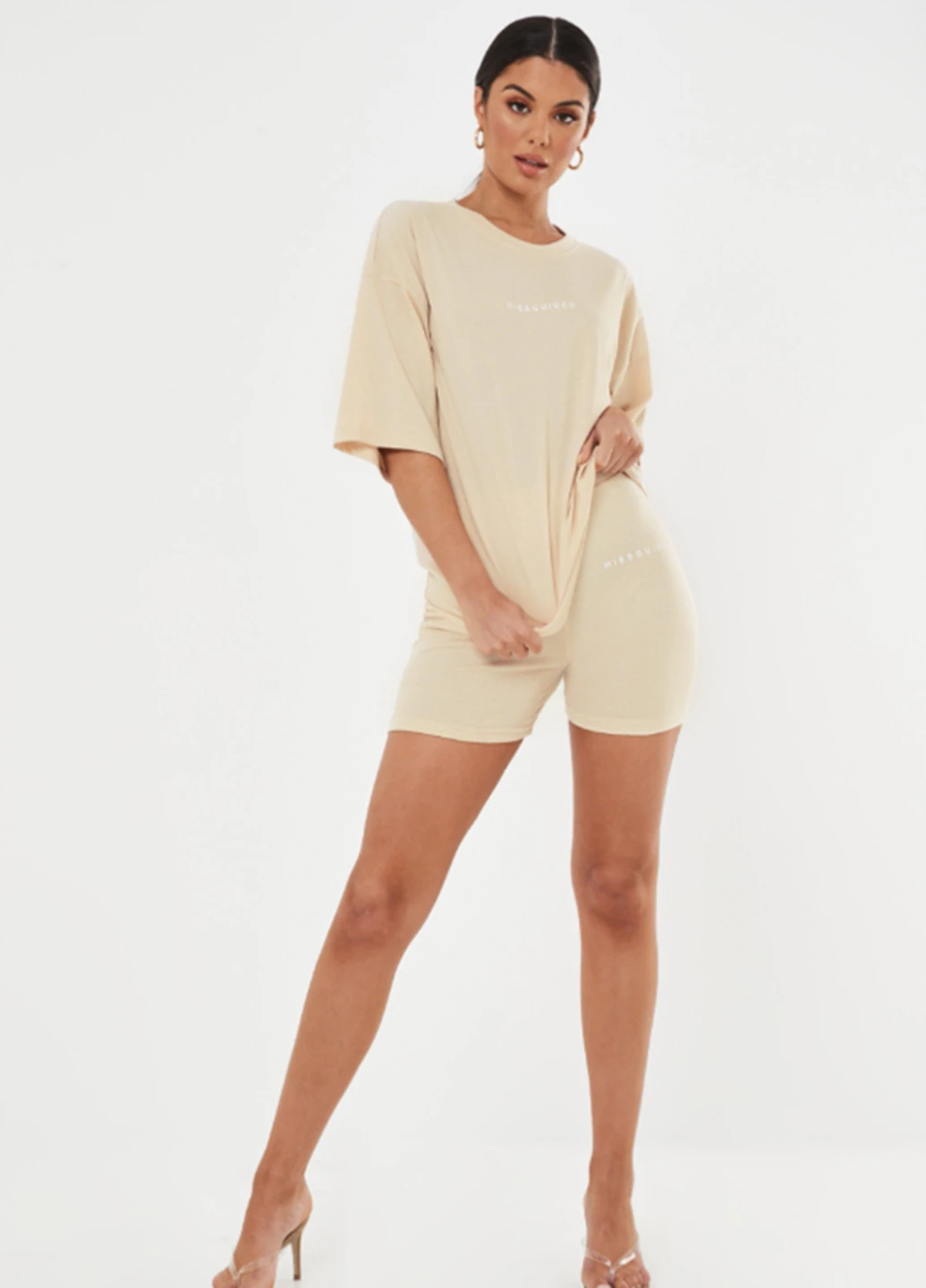 Світло-бежева всесезон піжама (футболка, шорти) футболка + шорти Missguided