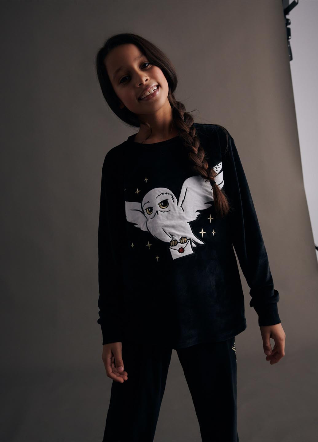 Чорний світшот Reserved малюнок аплікація (365701405)