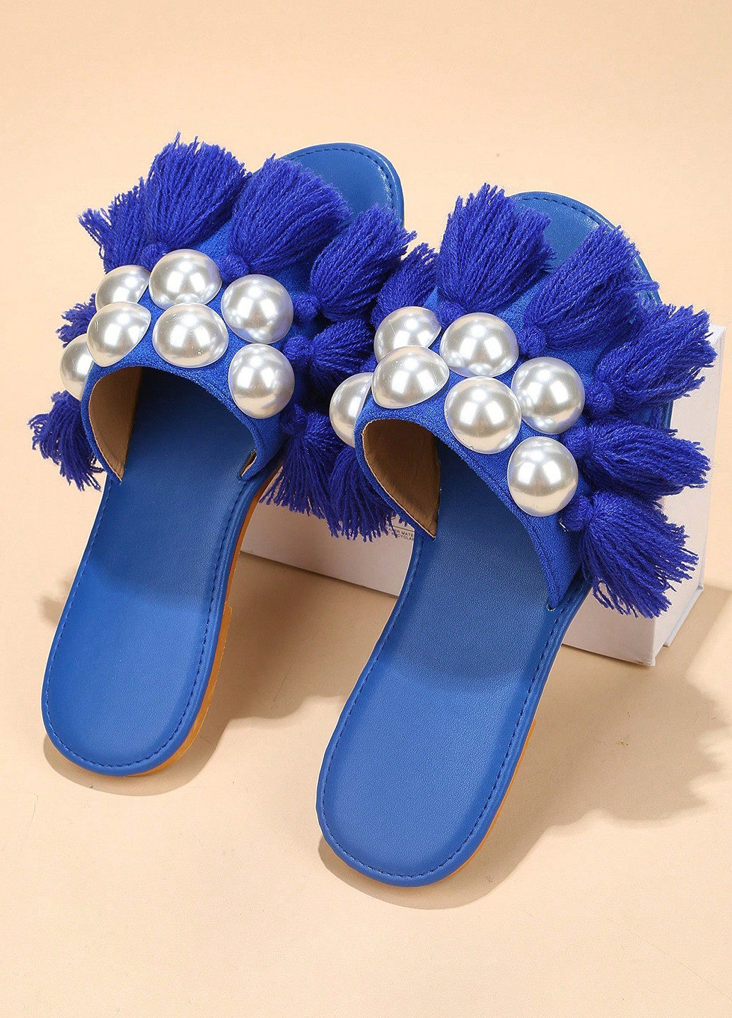 Синие шлепанцы SHEIN с бусинами, с кисточками