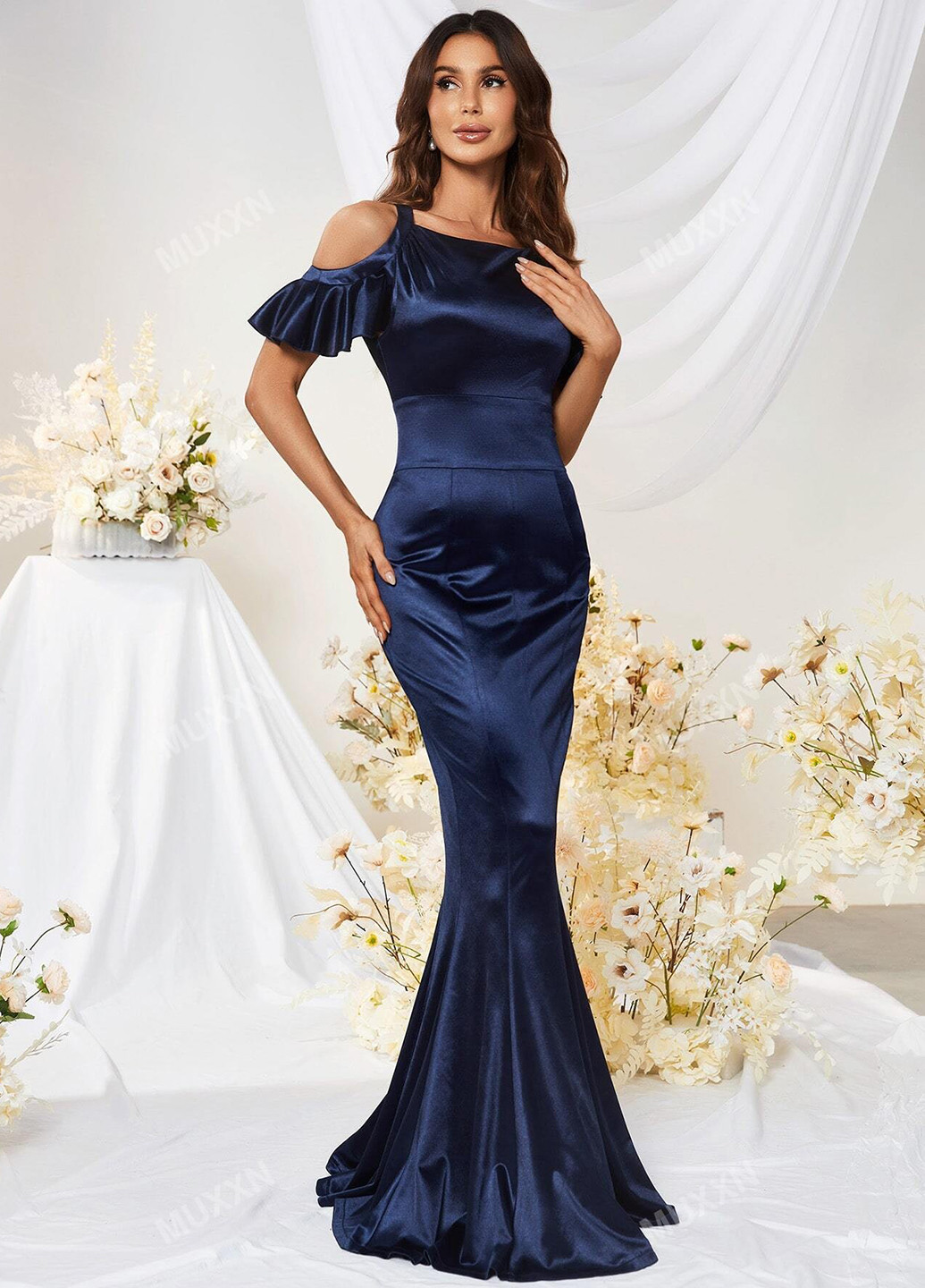 Темно-синее вечернее платье годе, с открытой спиной SHEIN однотонное