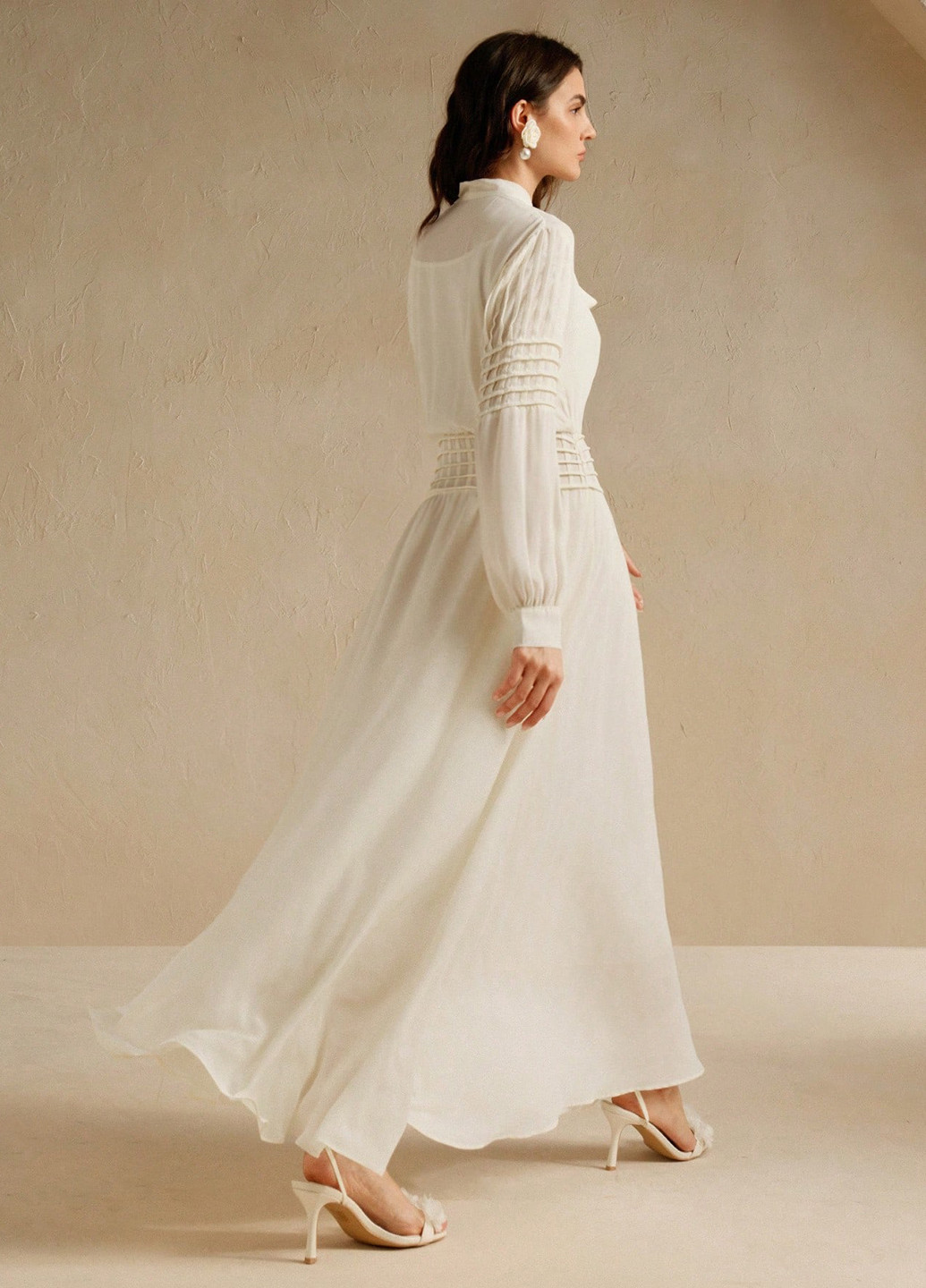 Белое кэжуал платье клеш SHEIN однотонное