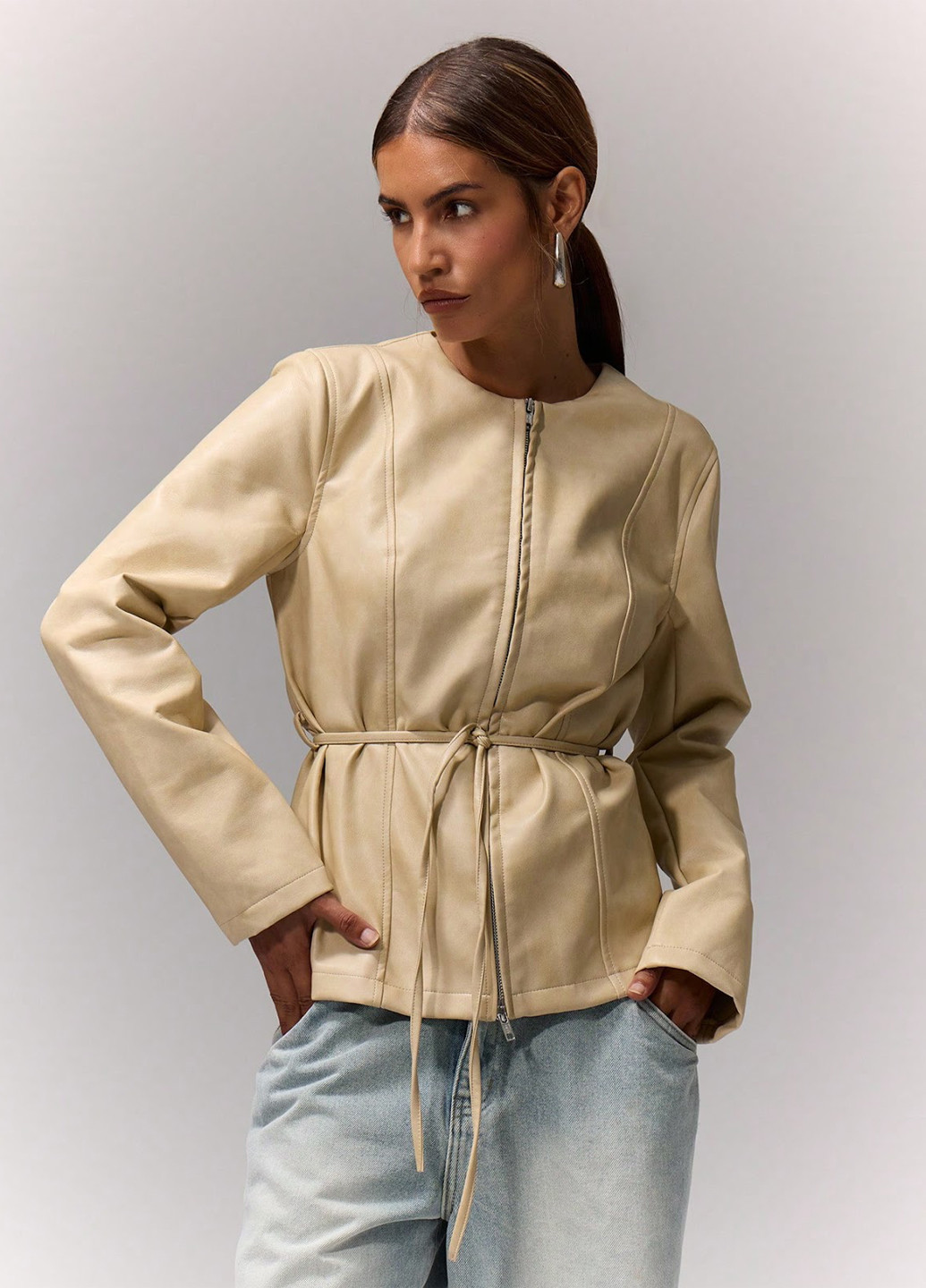 Світло-бежева демісезонна куртка SHEIN