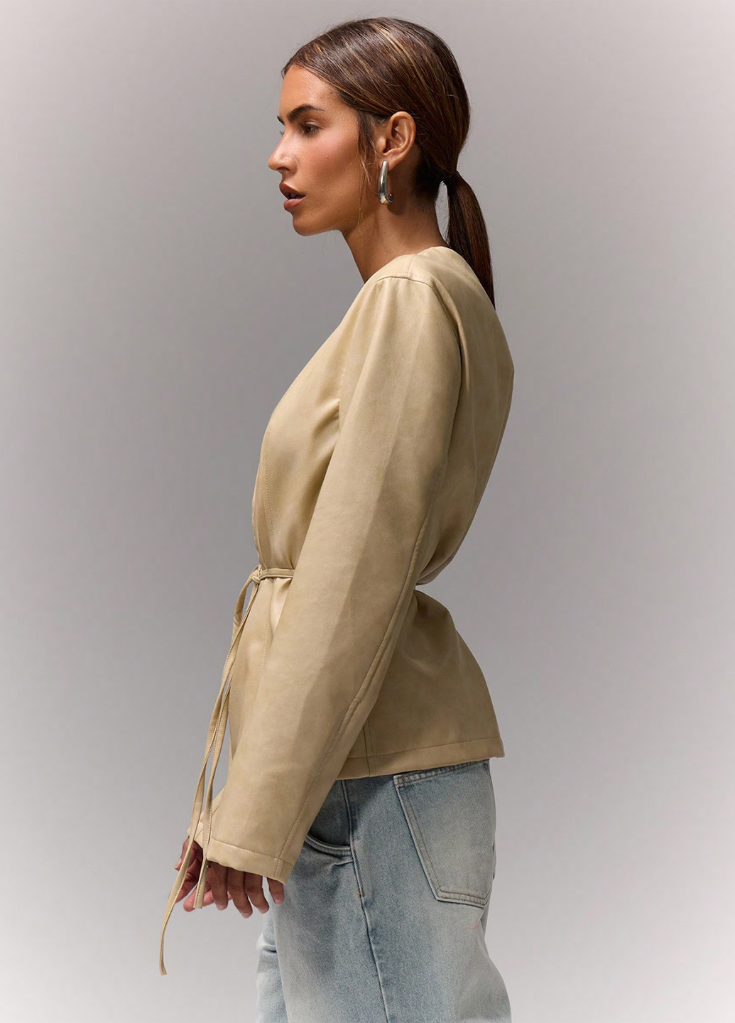 Світло-бежева демісезонна куртка SHEIN