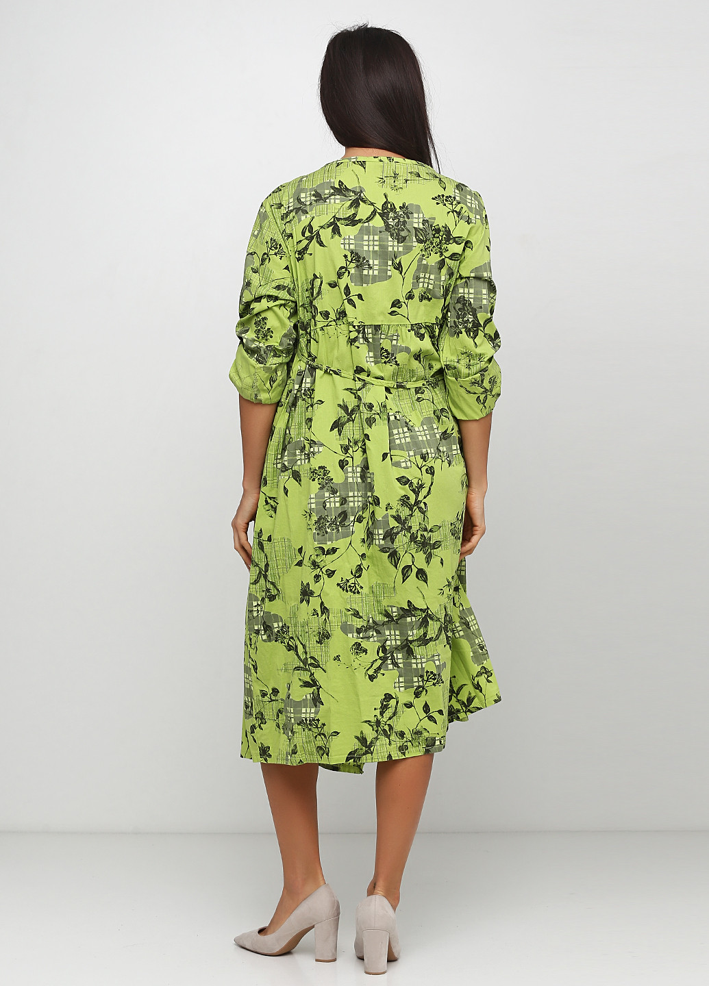 Фисташковое кэжуал платье на запах New Collection с абстрактным узором