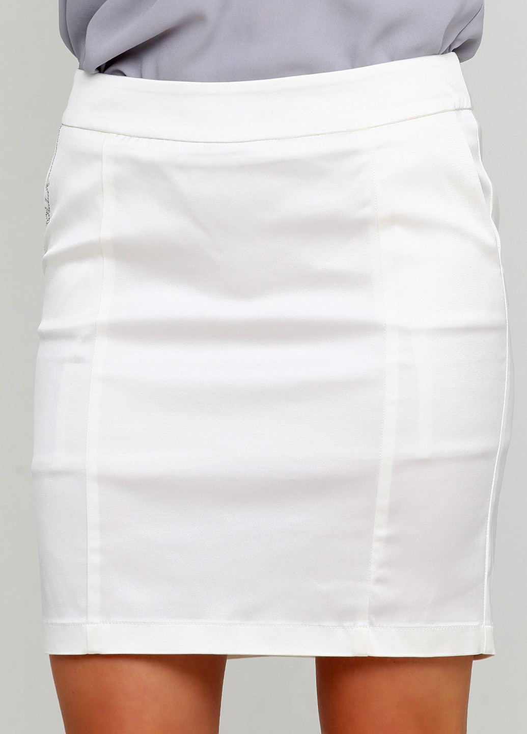 Молочная кэжуал однотонная юбка Sassofono
