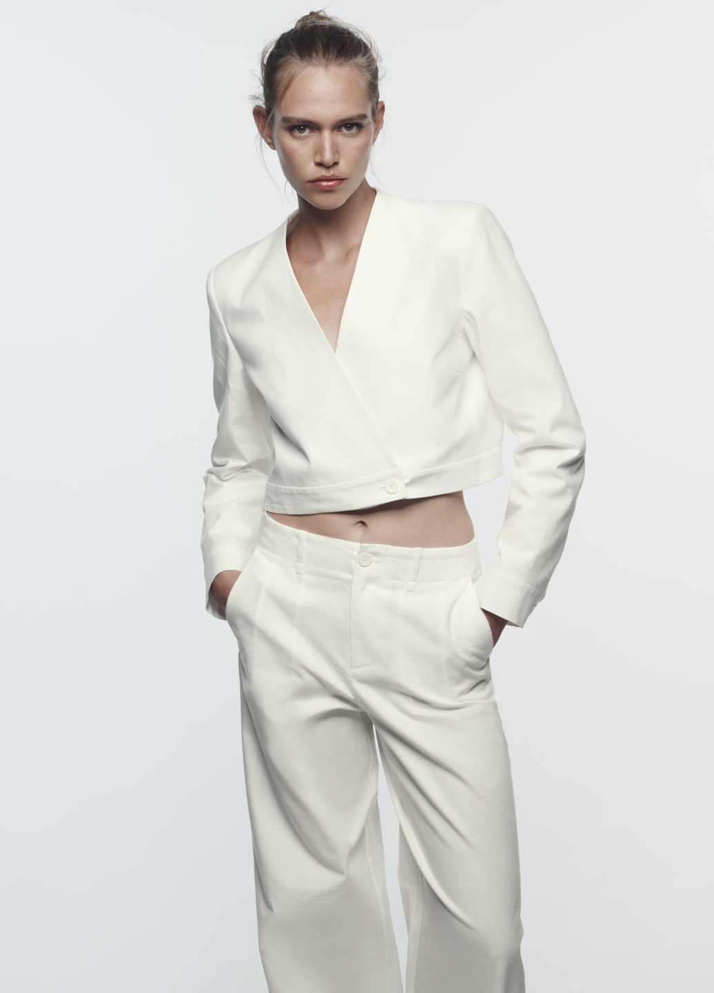 Белый женский жакет Zara однотонный - демисезонный