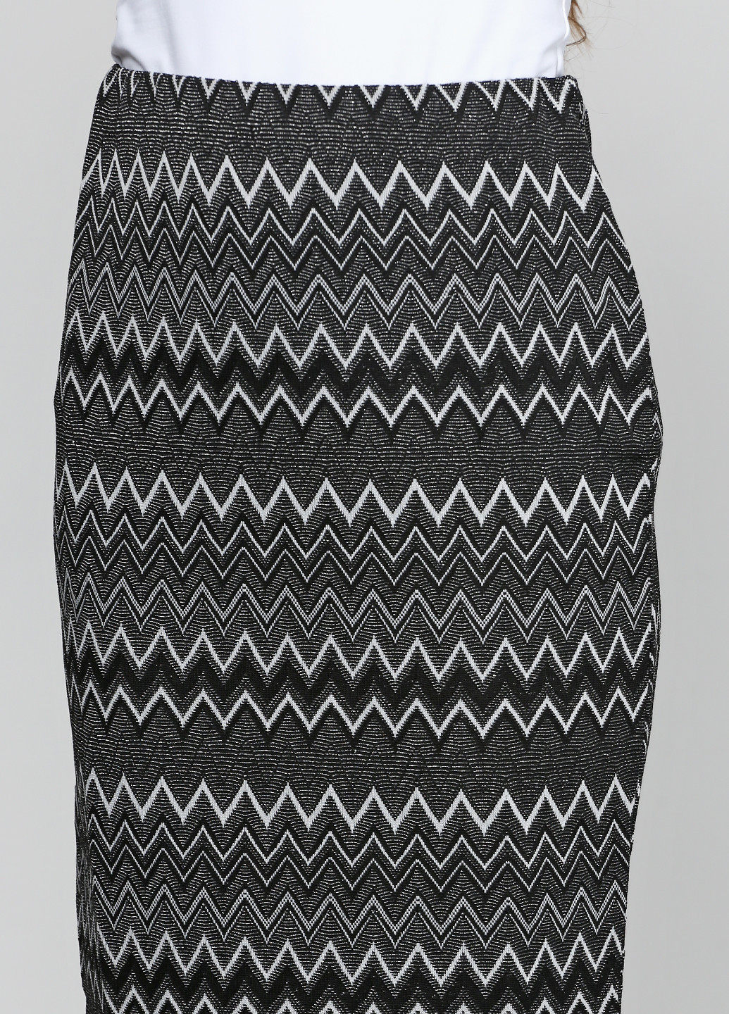 Черная кэжуал с геометрическим узором юбка KOTON миди