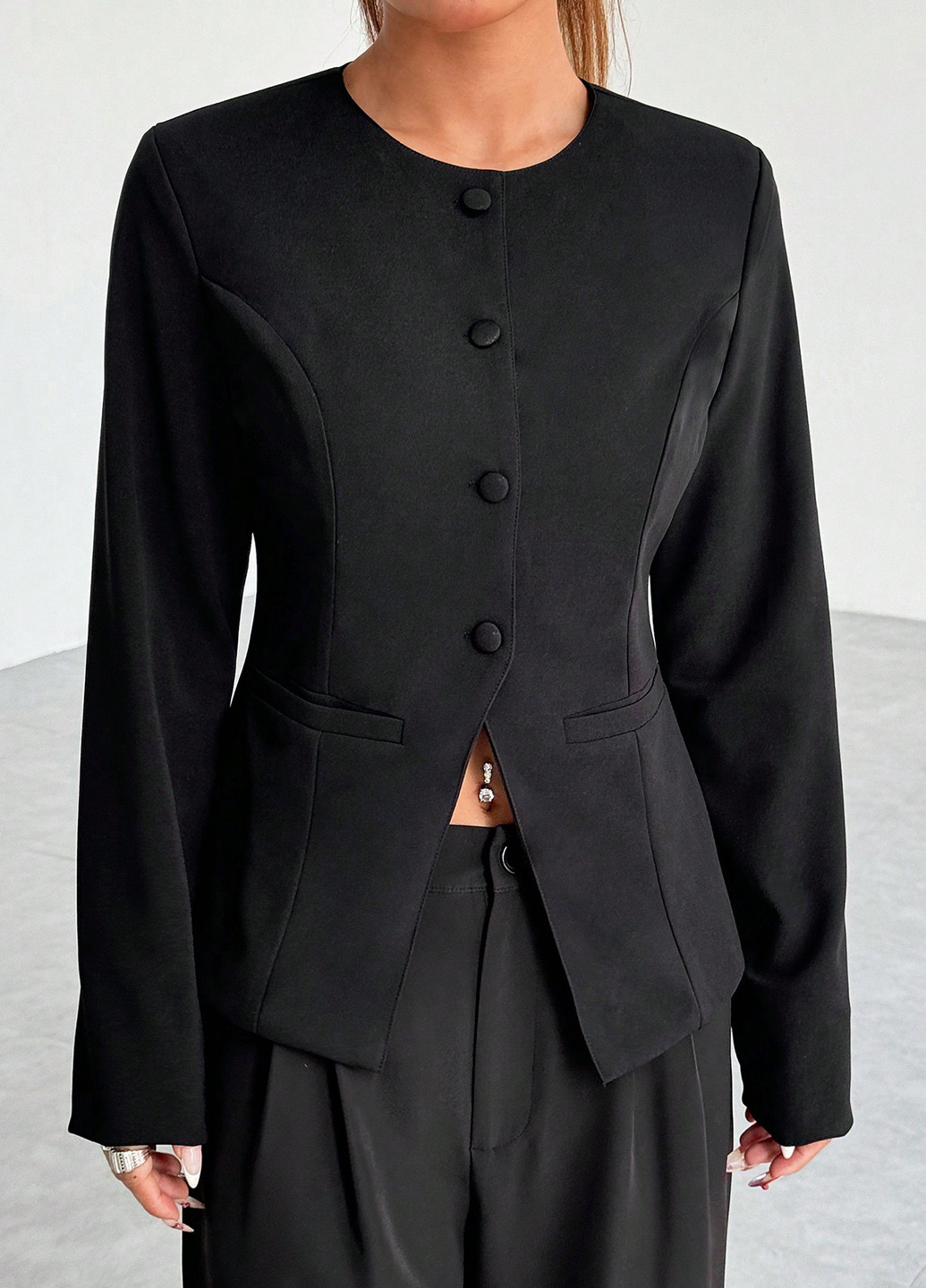 Черный женский жакет SHEIN однотонный - демисезонный
