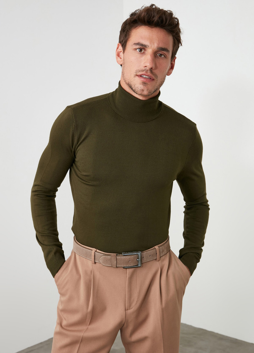 Оливковый (хаки) демисезонный свитер Trendyol