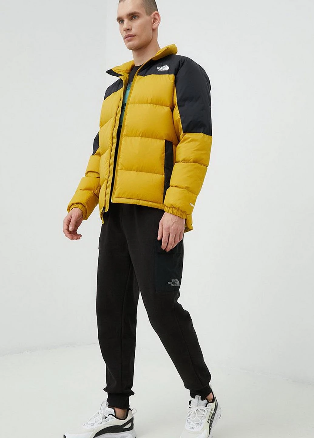 Желтый зимний Пуховик The North Face