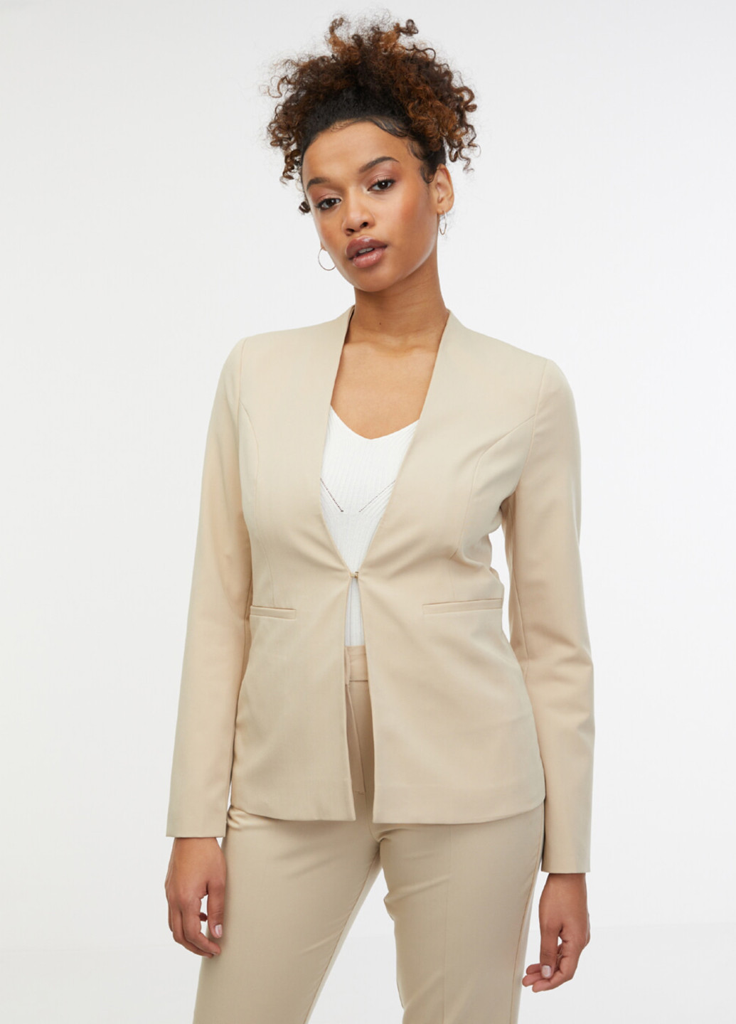 Бежевый женский жакет Orsay однотонный - всесезон
