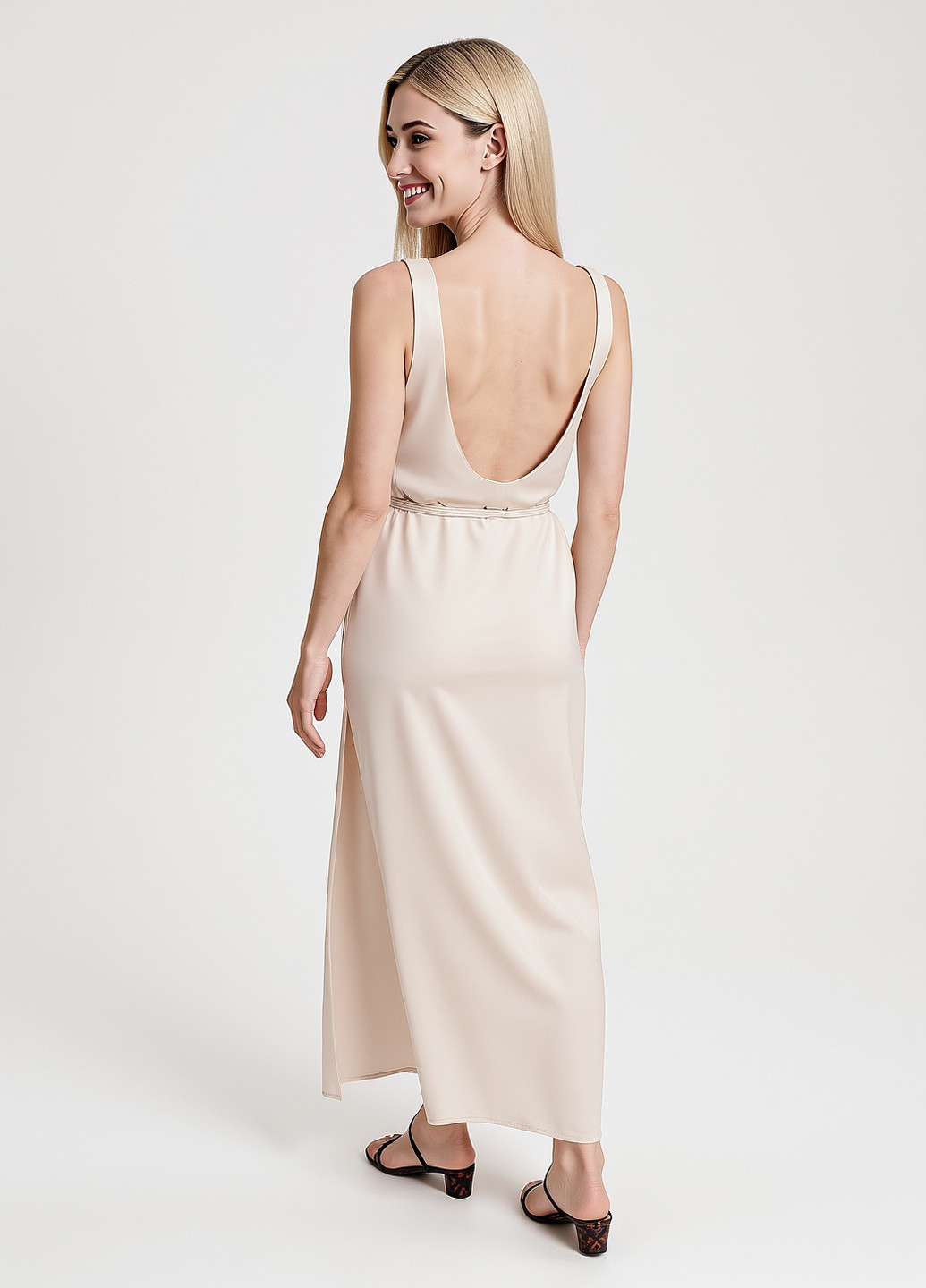 Світло-бежева коктейльна, вечірня сукня сукня-майка Reserved однотонна