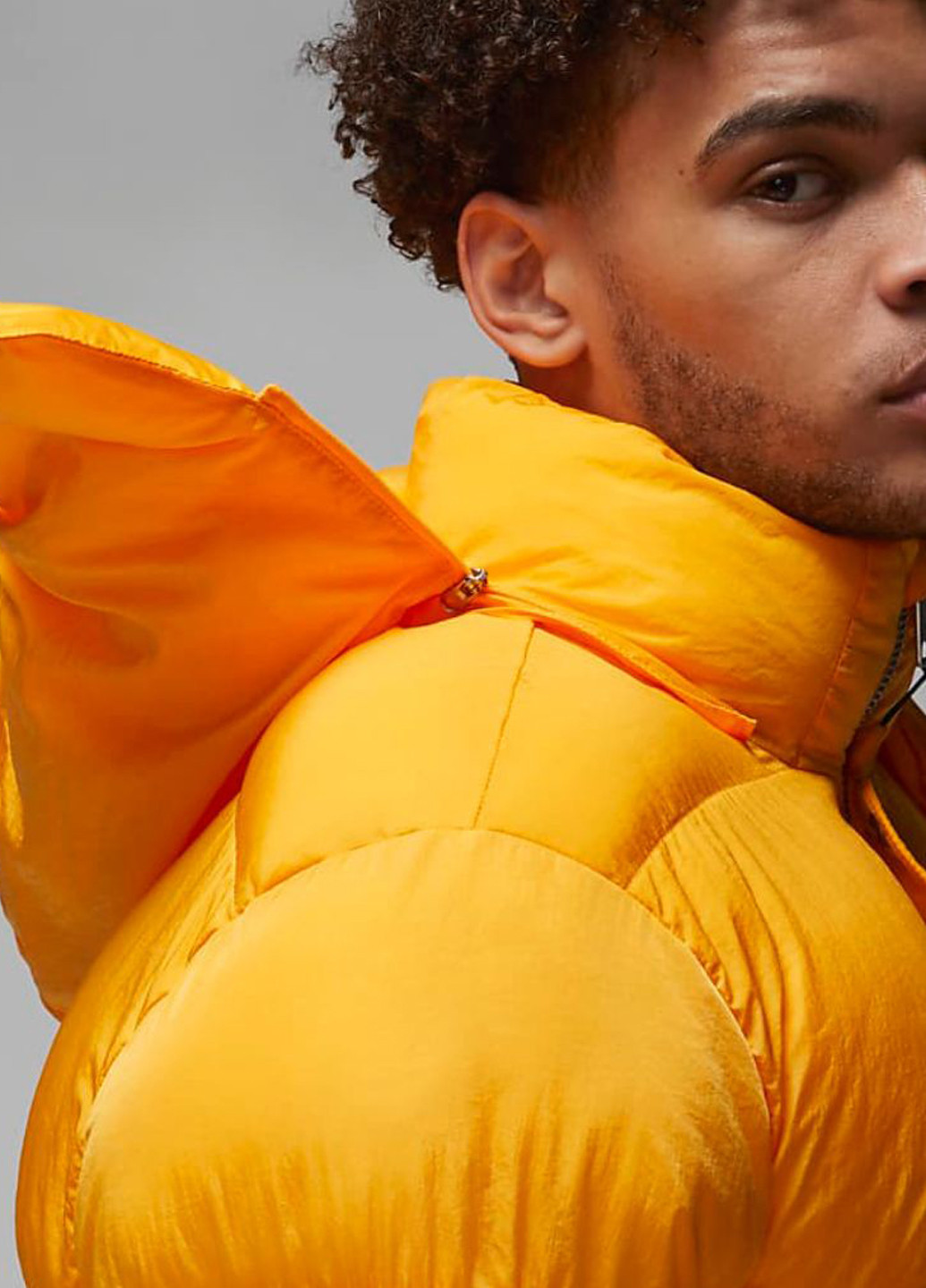 Жовта демісезонна куртка dq8104-705 Jordan Essentials