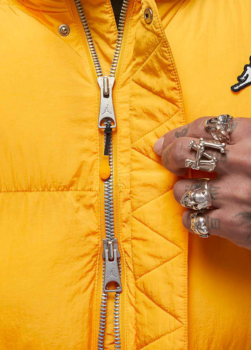 Жовта демісезонна куртка dq8104-705 Jordan Essentials