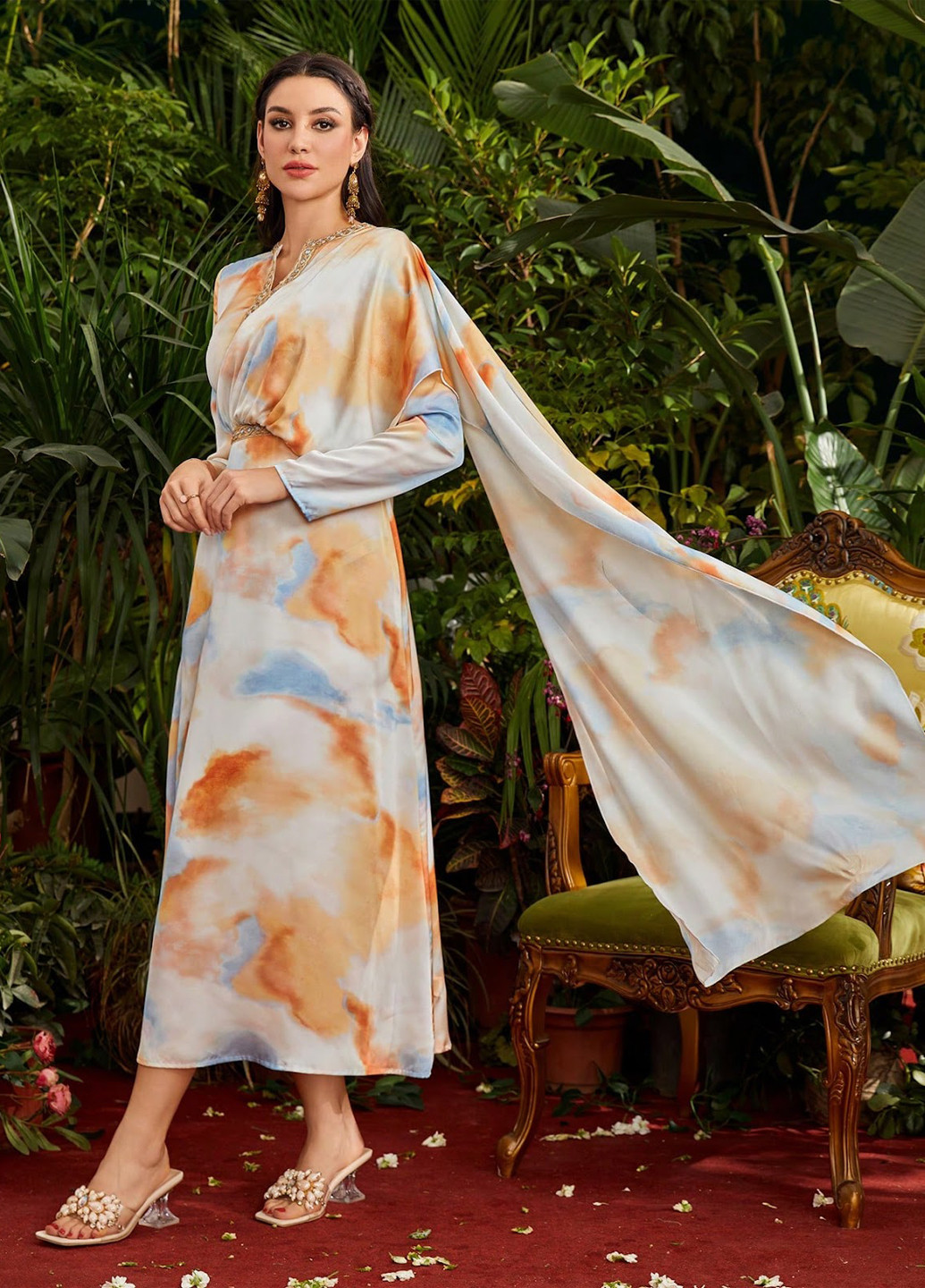 Комбинированное коктейльное платье на запах, со шлейфом SHEIN тай-дай